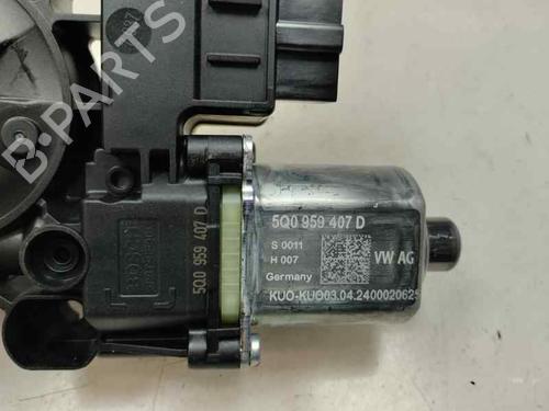 Rudehejsemotor bagstkærm venstre SEAT LEON (KL1, KLG) [2019-2025]  22184069