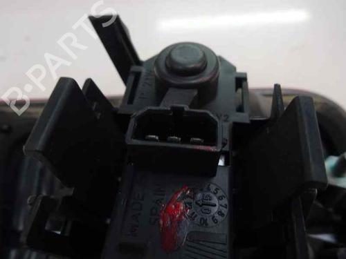 Højre baglygte bagklap SEAT LEON (1M1) 1.9 TDI (110 hp) 8936392