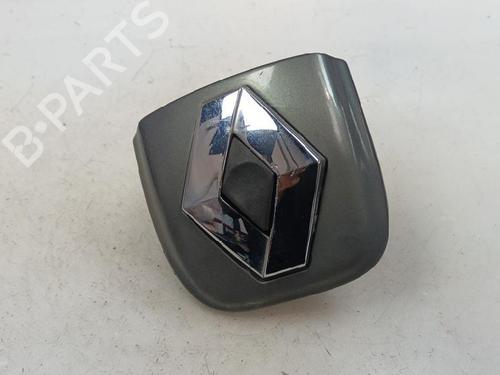 Used Tailgate handle Tailgate handle RENAULT CLIO II (BB_, CB_) 1.2 16V (BB05, BB0W, BB11, BB27, BB2T, BB2U, BB2V, CB05,... (75 hp) 35742216 35742216