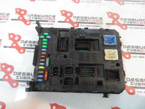 Fuse box PEUGEOT 308 I (4A_, 4C_) 1.6 HDi | BP586279E1