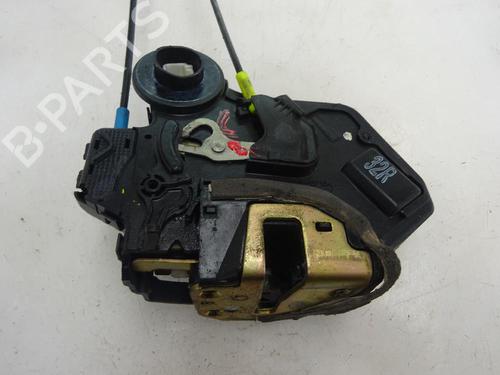 Høyre bak lås TOYOTA AVENSIS (_T25_) 2.2 D-4D (ADT251_, ADT251R) (150 hp) 10740926