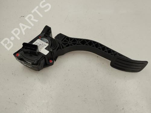 Used Pedal PEUGEOT 308 II (LB_, LP_, LW_, LH_, L3_) 1.2 THP 130 (131 hp) 17463403