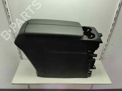 Used Armrest / Center console CITROËN C5 AIRCROSS (A_) 1.2 PureTech 130 (ARHNSJ) (131 hp) 29134080