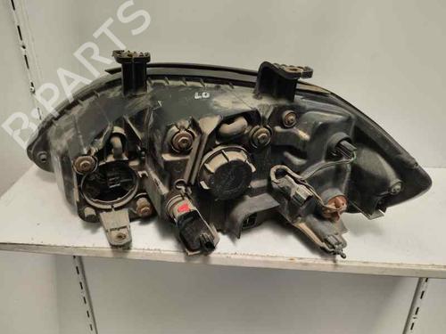 Used Right headlight SSANGYONG RODIUS I 2.7 Xdi (163 hp) 25472215