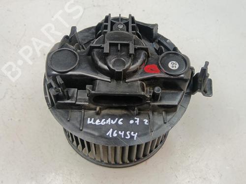 Used Heater blower motor Heater blower motor RENAULT MEGANE II (BM0/1_, CM0/1_) 1.5 dCi (BM1E, CM1E) (106 hp) 35740911 35740911