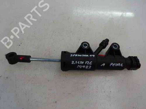 Used Clutch slave cylinder MERCEDES-BENZ SPRINTER 3,5-t Van (B906) 313 CDI (906.631, 906.633, 906.635, 906.637) (129 hp) 14169914