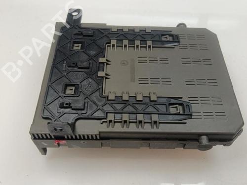 Fuse box CITROËN C5 I (DC_) 2.2 HDi (DC4HXB, DC4HXE) | BP35743746E1 - Image 3