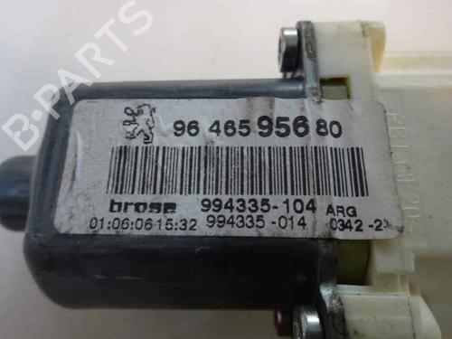 Rudehejsemotor bagstkærm venstre PEUGEOT 407 SW (6E_, 6D_) 2.0 HDi 135 (136 hp) 2516910