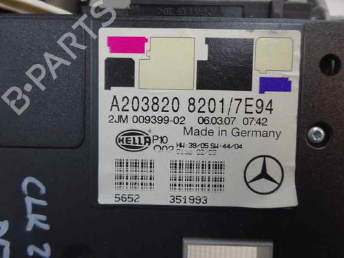 Used Interior roof light MERCEDES-BENZ CLK (C209) CLK 320 CDI (209.320) (224 hp) 7438988