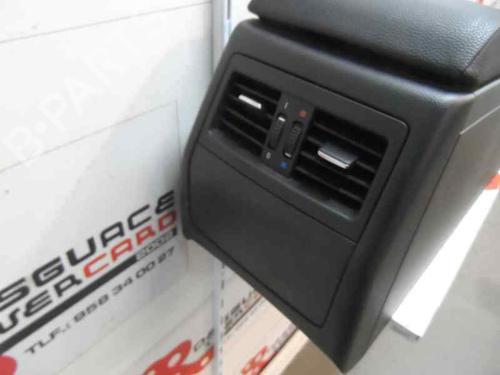 Used Armrest / Center console BMW 3 (E90) 318 d (143 hp) 7161868