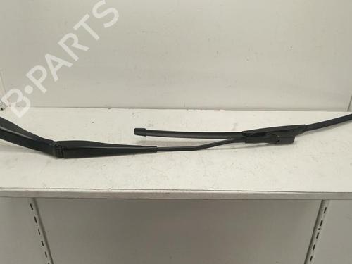 Used Front windshield wiper arm Front windshield wiper arm 39463943 39463943