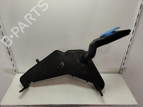 Used Windscreen washer tank Windscreen washer tank 19483312 19483312