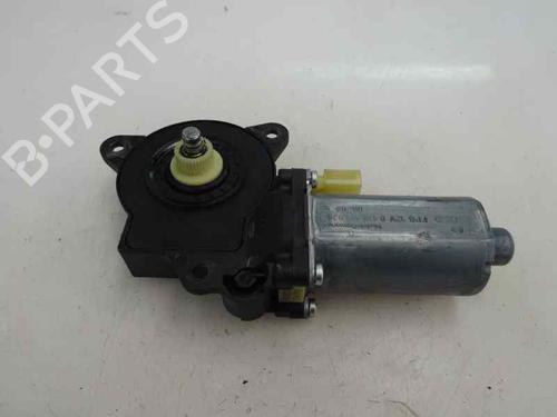 Used Left front window motor FORD FIESTA V (JH_, JD_) [2001-2014]  5804246