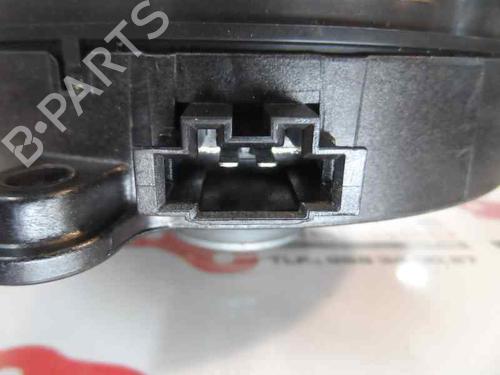 Used Radio MERCEDES-BENZ CLK (C209) CLK 270 CDI (209.316) (170 hp) 358958