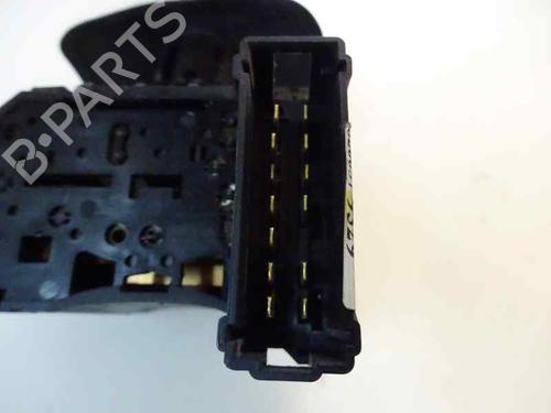 Used Steering column stalk RENAULT KANGOO Express (FC0/1_) 1.5 dCi (FC1E) (68 hp) 1370492