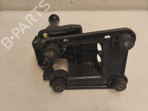 Used Gear lever CITROËN C3 II (SC_) 1.4 HDi 70 (SC8HZC, SC8HR0, SC8HP4) (68 hp) 13541474