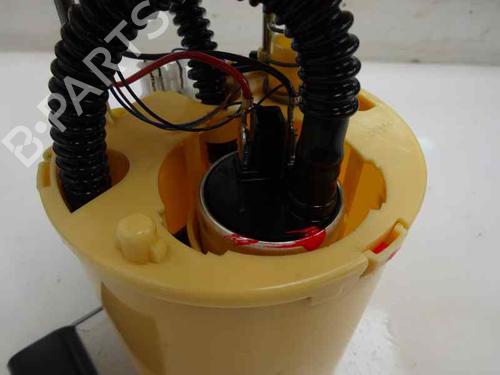 Used Fuel pump Fuel pump SEAT IBIZA IV (6J5, 6P1) [2008-2017] 7557889 7557889