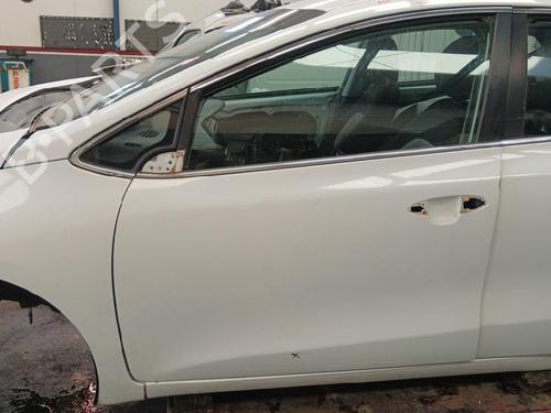 Used Left front door Left front door 35742699 35742699