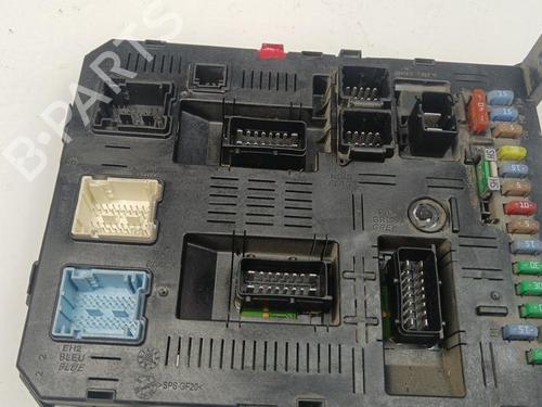 Fuse box CITROËN C5 II (RC_) 1.6 HDi (RC8HZB) | BP35743584E1 - Image 2