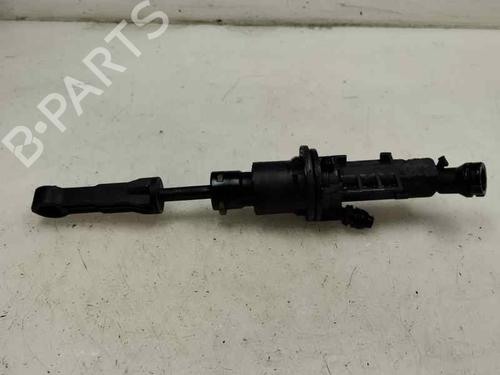 Used Clutch slave cylinder CITROËN C5 III Break (RW_) [2008-2017]  22640804