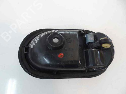 Used Front left interior door handle DACIA SANDERO 1.5 dCi (68 hp) 3213365