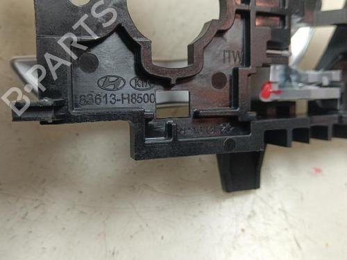 Rear left interior door handle KIA STONIC (YB) 1.0 T-GDi Eco-Dynamics+ | BP35742722I15 - Image 3