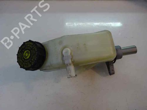 Used Brake master cylinder TOYOTA YARIS (_P9_) 1.0 VVT-i (KSP90_, KSP90R) (69 hp) 7073555