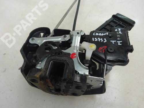 Used Rear left lock KIA CARENS II MPV (FJ) [2002-2013]  10496858
