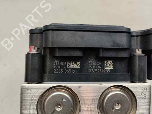 Używane Pompa ABS RENAULT CLIO IV Grandtour (KH_) 0.9 TCe 90 (90 hp) 21395014