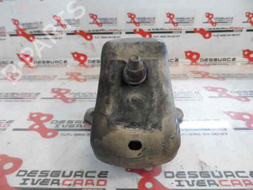 Used Engine mount Engine mount KIA SORENTO I (JC) 2.5 CRDi 4WD (140 hp) 8796733 8796733