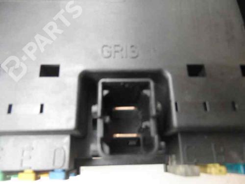 Fuse box PEUGEOT 206 Hatchback (2A/C) 1.9 D | BP354865E1 