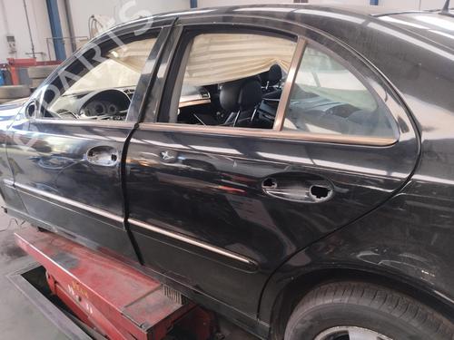 Left rear door MERCEDES-BENZ E-CLASS (W211) E 220 CDI (211.006) 2004