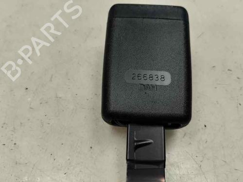 Used Seat buckle TOYOTA YARIS (_P13_) 1.0 (KSP130_, KSP130) (69 hp) 30742491