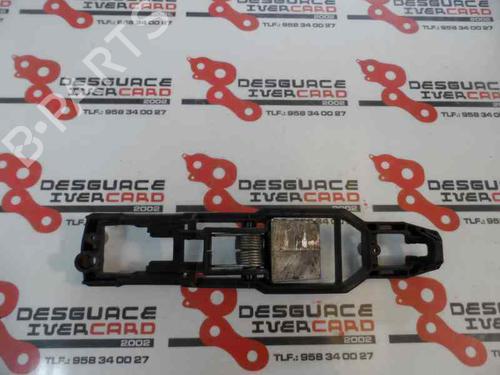 Used Front right interior door handle MERCEDES-BENZ M-CLASS (W163) ML 270 CDI (163.113) (163 hp) 3213067