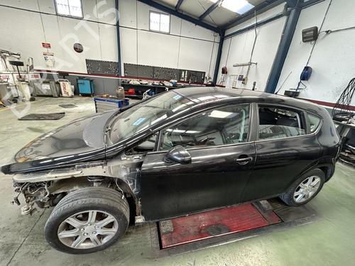 Right front window motor SEAT LEON (1P1) | BP35745117E20 - Image 5