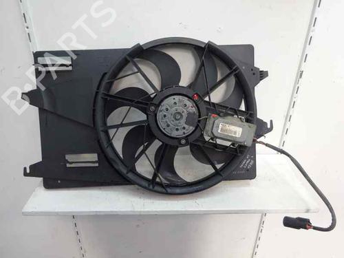 Used Radiator fan FORD MONDEO III Saloon (B4Y) 2.0 TDCi (130 hp) 4746932
