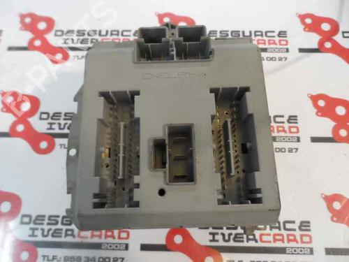 Used Fuse box Fuse box 1187595 1187595