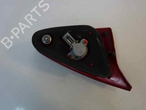 Used Right tailgate light ALFA ROMEO 147 (937_) 1.9 JTD 16V (937.AXG1B, 937.BXG1B) (140 hp) 1368477
