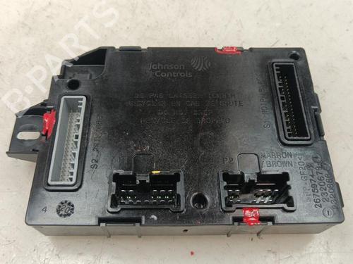 Used Fuse box Fuse box 38060457 38060457