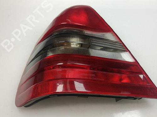 Used Left taillight Left taillight MERCEDES-BENZ C-CLASS (W202) C 220 (202.022) (150 hp) 35744881 35744881