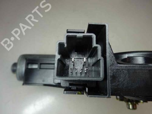 Used Left rear window motor VOLVO XC70 II (136) D5 AWD (185 hp) 2224420