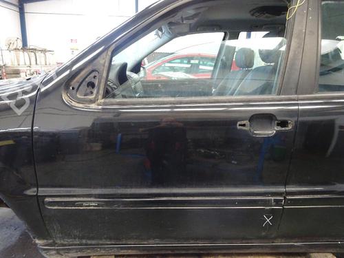 Used Left front door Left front door 10496840 10496840