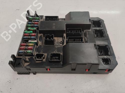 Used Fuse box PEUGEOT 307 SW (3H) 2.0 HDI 90 (90 hp) 17321135