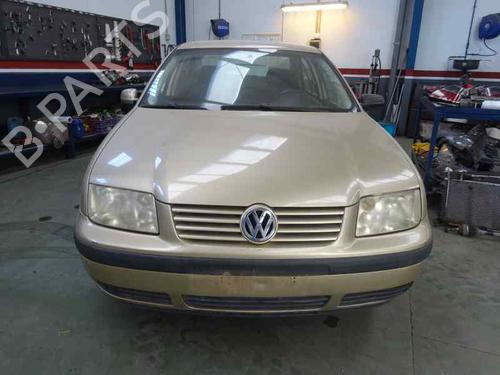 Right front door VW BORA I (1J2) 1.6 16V | BP9856797C3