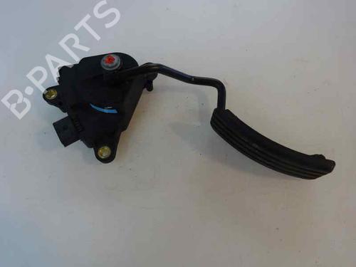 Used Pedal RENAULT CLIO III (BR0/1, CR0/1) 1.5 dCi (BR17, CR17) (86 hp) 1919088
