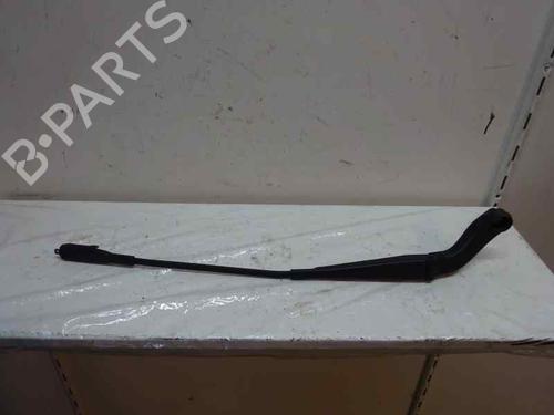 Used Front windshield wiper arm Front windshield wiper arm 3469257 3469257
