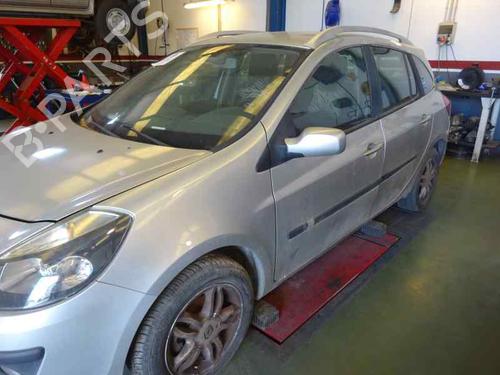 Fuse box RENAULT CLIO III Grandtour (KR0/1_) 1.5 dCi (KR0F) | BP2708261E1