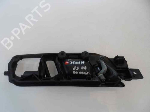 Used Front left interior door handle VW POLO IV (9N_, 9A_) 1.4 TDI (80 hp) 3213146