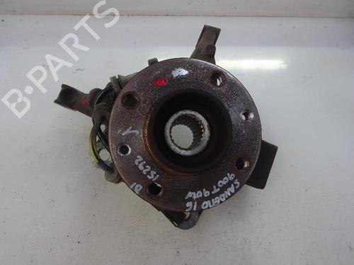 Used Left front steering knuckle DACIA SANDERO II 1.0 TCe 100 (B8ML) (101 hp) 10642328