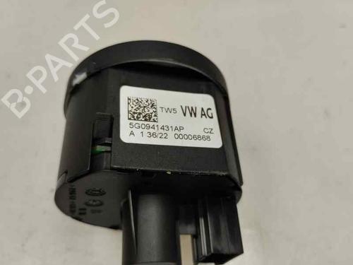 Used Headlight switch SEAT ATECA (KH7, KHP) [2016-2025]  21394513